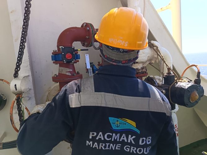 ad429832-e97a-4382-953e-e5bb198a6082